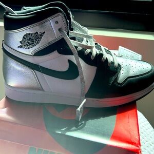 Nike Exclusive Jordan 1 ‘ Silver toes ‘  Wmns 12/Men 10.5